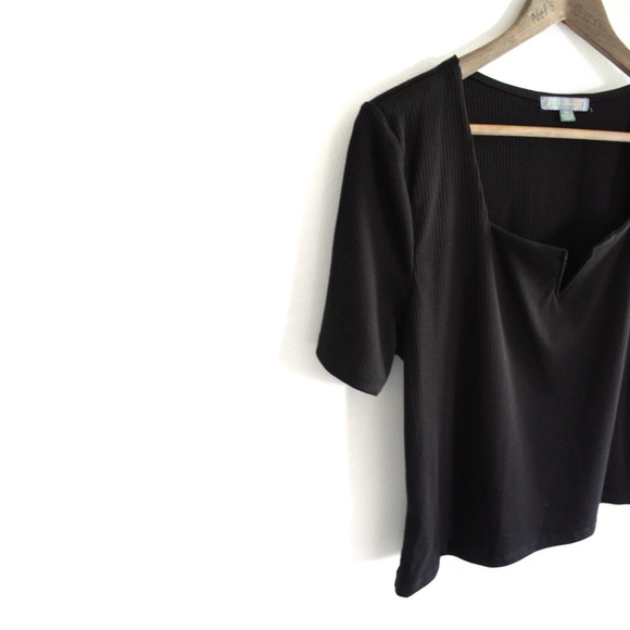 Good Luck Gem Textured Short Sleeve Top XL Preowned - Picture 2 of 5